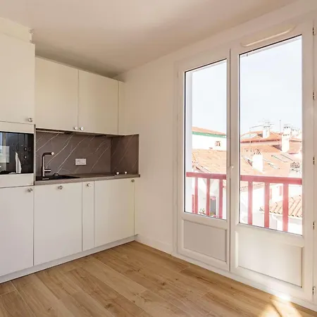 Apartmán Moderne A 200m De La Plage Avec Ascenseur En Plein Coeur De - Fr-1-4-566 Saint-Jean-de-Luz